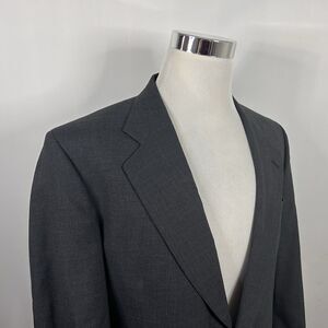 Jos A Bank 42L Sport Coat 100% Wool Gray Glen Plaid Two Button Vented USA Made